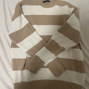 Brandy Melville Brianna Sweater